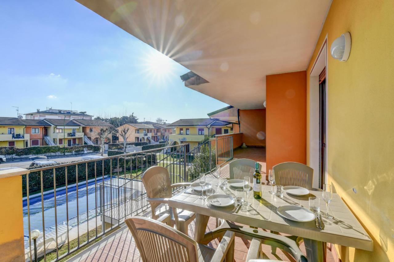 Residence Meridiana Песк'єра-дель-Гарда Екстер'єр фото