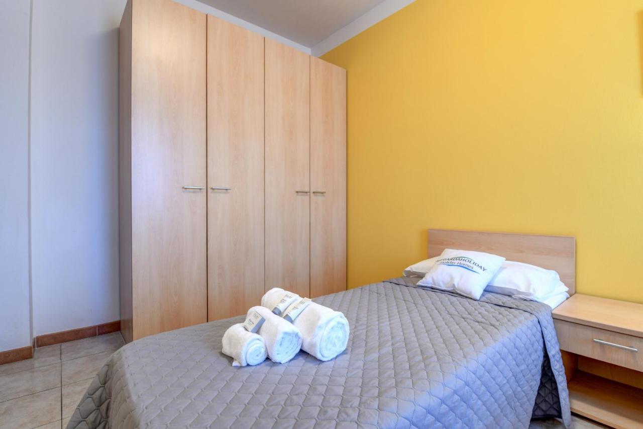 Residence Meridiana Песк'єра-дель-Гарда Екстер'єр фото