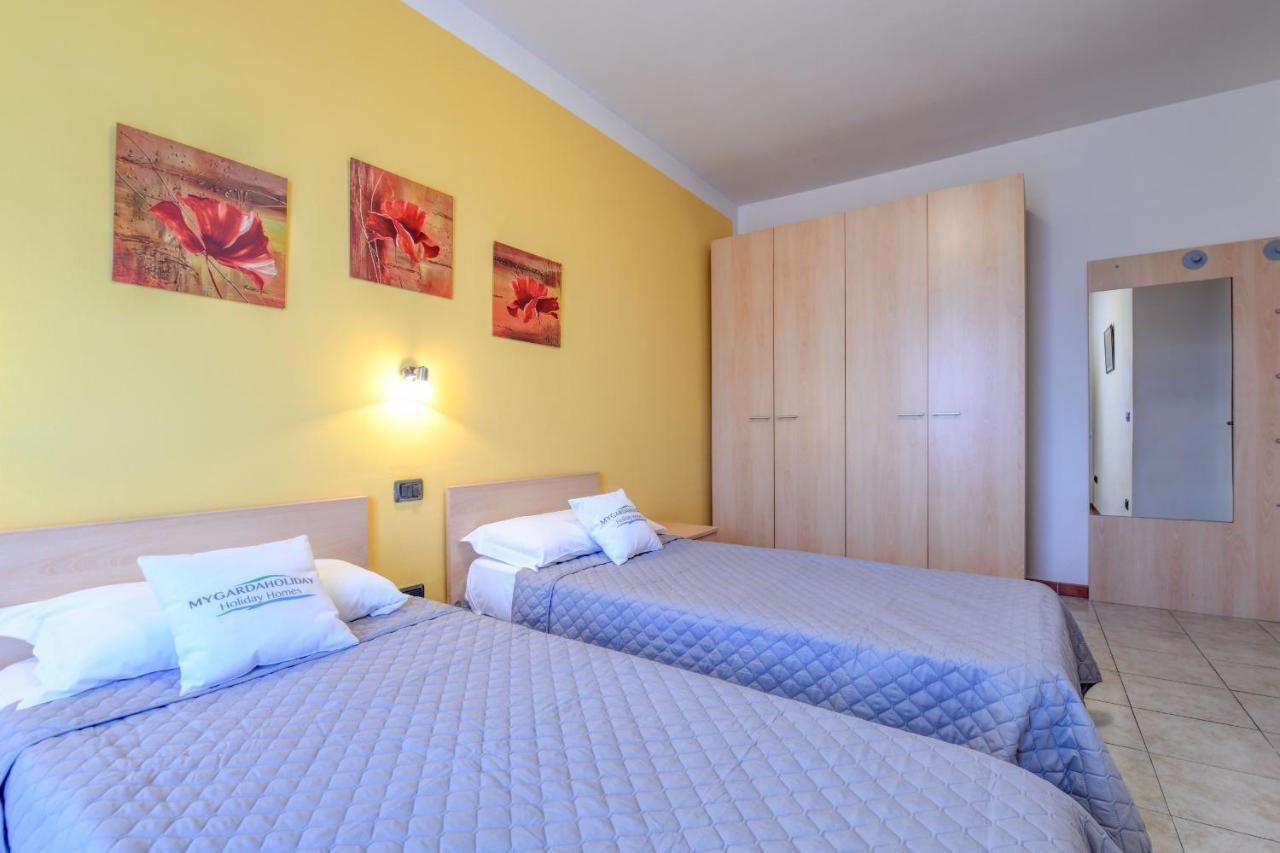 Residence Meridiana Песк'єра-дель-Гарда Екстер'єр фото