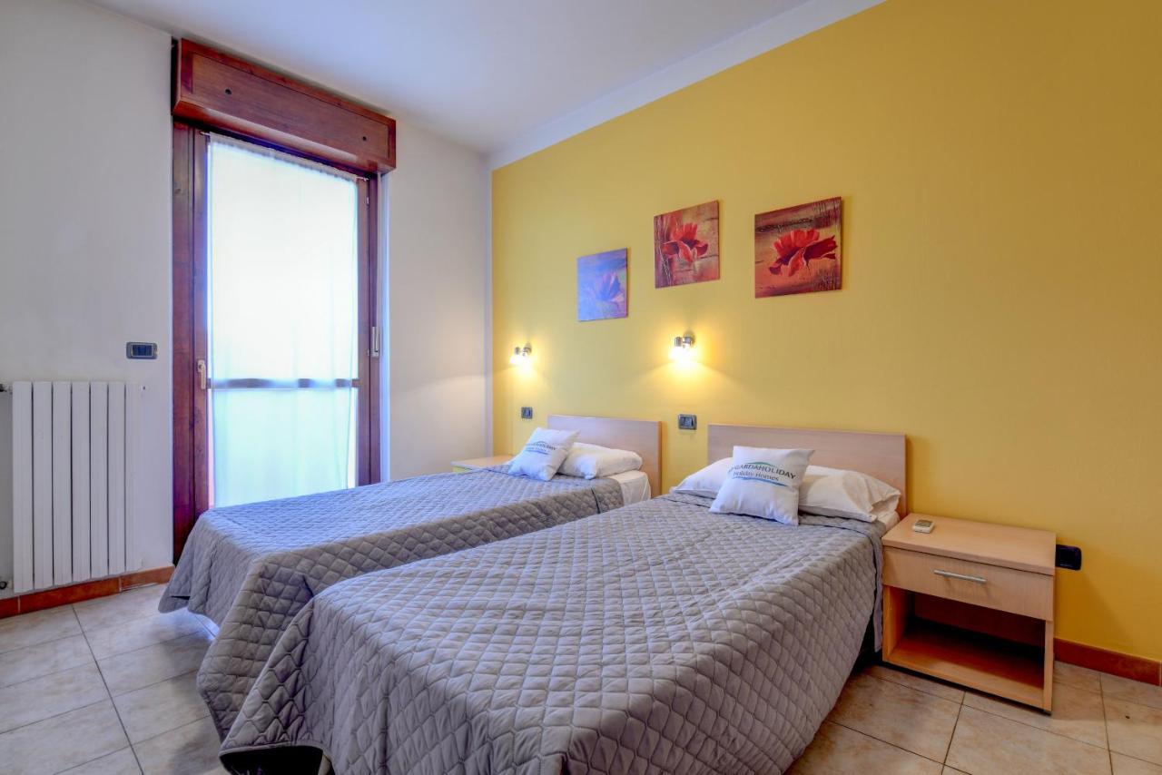 Residence Meridiana Песк'єра-дель-Гарда Екстер'єр фото