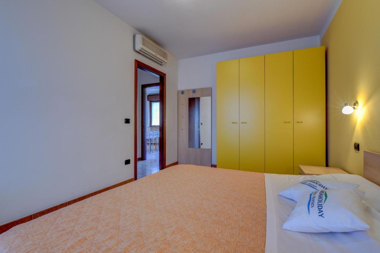 Residence Meridiana Песк'єра-дель-Гарда Екстер'єр фото